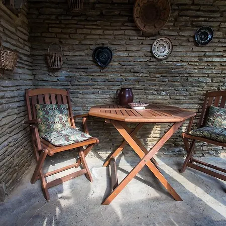 P & P Nyaralo Holiday home